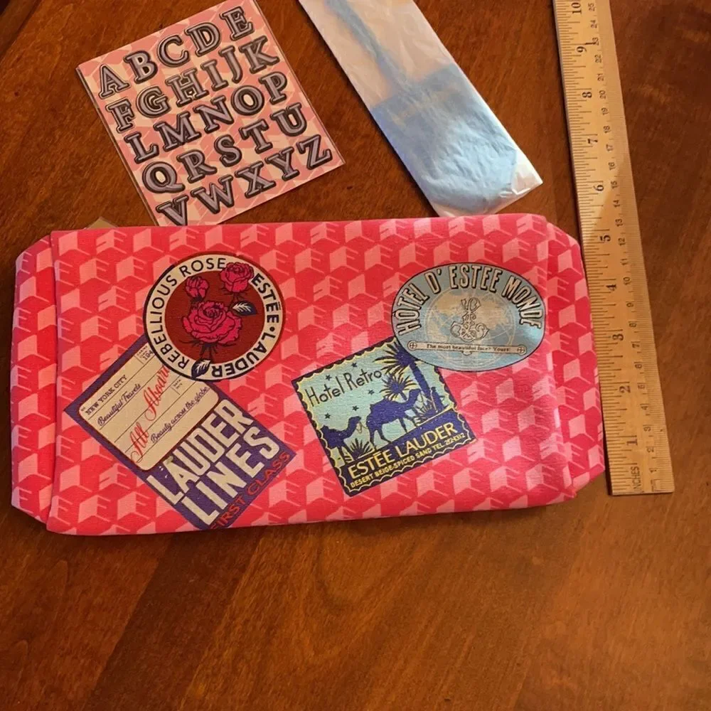 Estee Lauder 2021 Spring Break Cosmetic Bag